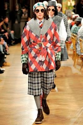 Pacchi di stile con Thom Browne, direttamente da Parigi! Pacchi di stile con Thom Browne, direttamente da Parigi!