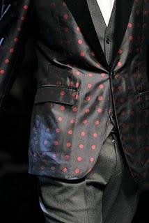 Dolce & Gabbana: Dettagli di 'Sartoria Eccentrica'