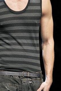 Dolce & Gabbana: Dettagli di 'Sartoria Eccentrica'