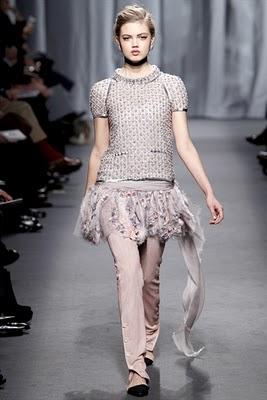Paris Haute Couture: Chanel S/S 2011