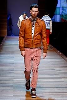 Tom Warren by Omar Macchiavelli