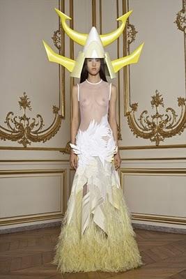 Paris Haute Couture: Givenchy S/S 2011