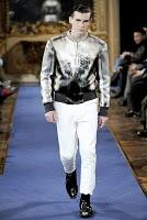 Alexander McQueen autunno-inverno 2011-2012 /Alexander McQueen fall-winter 2011-2012