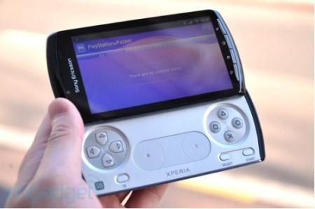 Sony Ericsson Xperia Play (PlayStation Phone): videoreview da Engadget