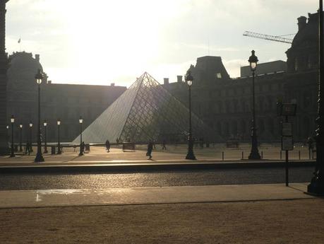 louvre pyramide