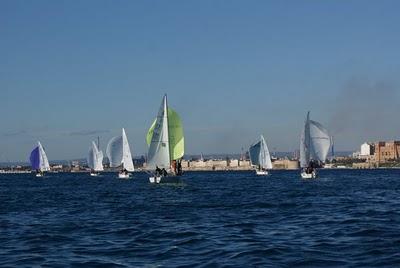 Vela J24 - Jebedee al comando del Campionato Città di Taranto