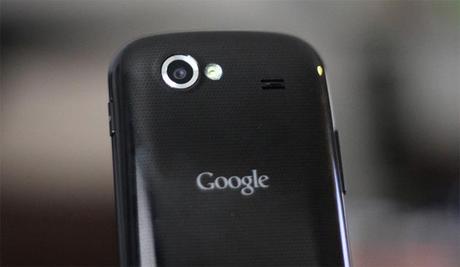 google nexus s close Problemi di riavvio automatico del Nexus S: in arrivo il fix