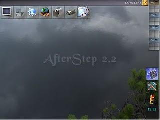 AfterStep, un ambiente desktop alternativo molto leggero composto da diversi moduli, che lo rendono uno strumento completo e versatile.