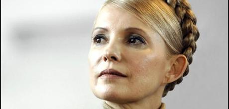 Ucraina. Yanukovich fugge, liberata Yulia Tymoshenko