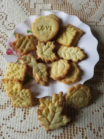 Biscottini al Limone e Vaniglia ma....con gli stampini magici