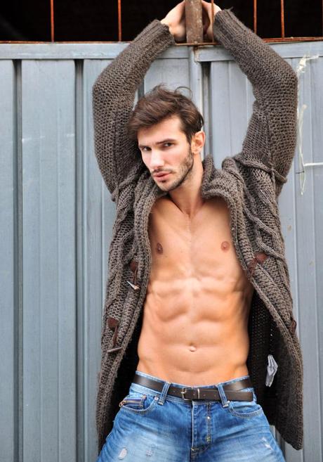 MODEL ARTUR DAINESE PER DANIEL RODRIGUES 2014