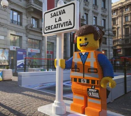 guerrilla-ambient-lego-movie-milano-metropolitana