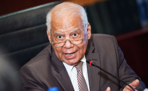 Il presidente egiziano dimissionario, El-Beblawi (dailynewsegypt.com)