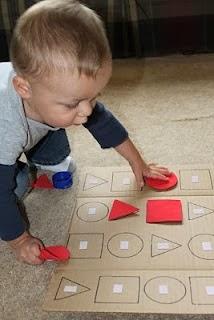 Montessori Moment: giochiamo con le forme!