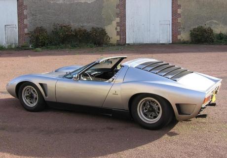 Lamborghini Miura SVJ Spider