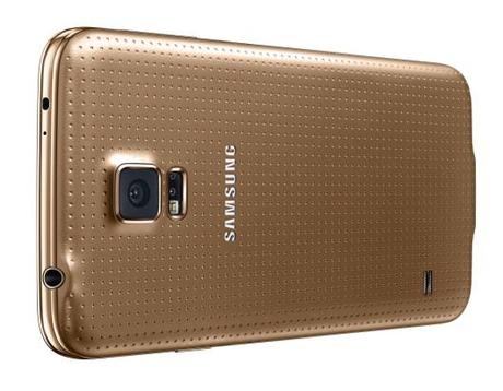 SM G900F copper GOLD 13 530x413 Samsung Galaxy S5: impressioni a caldo sul nuovo smartphone Samsung