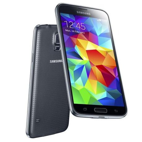 SM G900F charcoal BLACK 01 530x530 Samsung Galaxy S5: impressioni a caldo sul nuovo smartphone Samsung