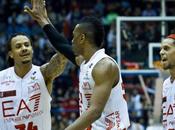 Milano sola vetta, Cantù aggancia Brindisi