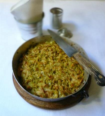 kugel di hilopites e broccoli