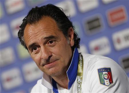 Prandelli, ” e’ presto per parlare del mio futuro in Nazionale, Il Tottenham? ”Fanatacalcio”