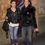 Emma Marrone al cinema con un'amica07