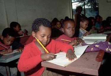 Scuola_nigeriaR375