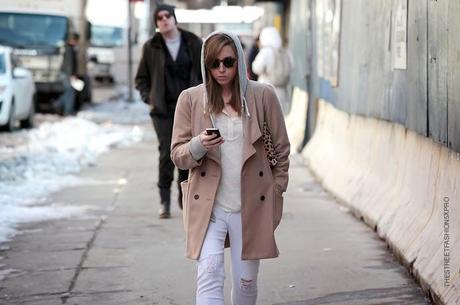 In the Street...Jeans strappati...For vogue.it