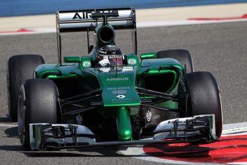 Kobayashi-Caterham_Test_day2_Bahrain_2014