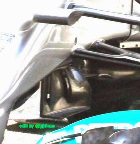 Mercedes W05 con dei turning vanes 