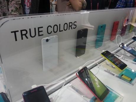 20140225 160410 600x450 Wiko Bloom  Rainbow: Foto, Video e Scheda Tecnica news  wiko rainbow MWC 2014 bloom 