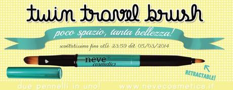NEVE COSMETICS presenta: Travel Twin Brush! due pennelli in uno.