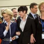 Nato, Roberta Pinotti fa scattare record: mai così tante donne ministri Difesa