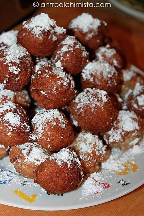 Frittelle di Ricotta con Farina Integrale e Cacao Frittelle di Ricotta con Farina Integrale e Cacao