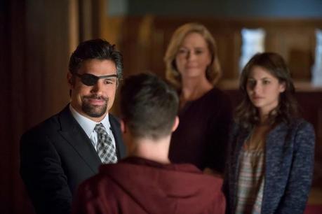 Arrow 2x14 - Ottimo il Clock King, ma è durato troppo poco.