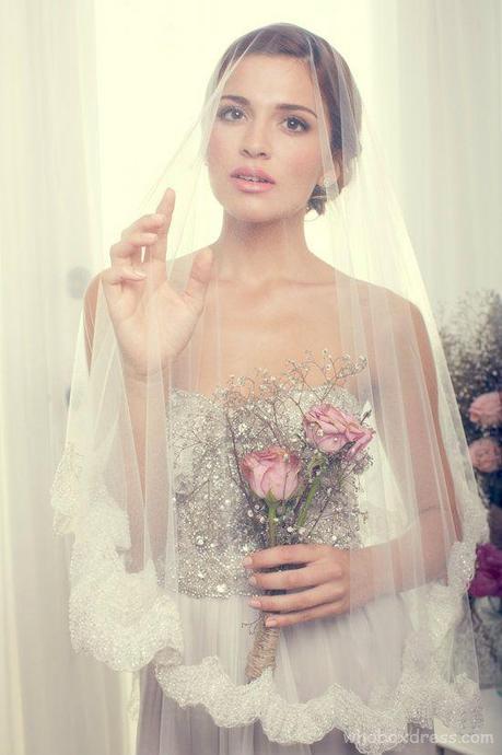 www.pinterest.com Il velo: l'accessorio per eccellenza