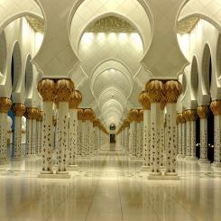 La Grande Moschea Sheikh Zayed di Abu Dhabi