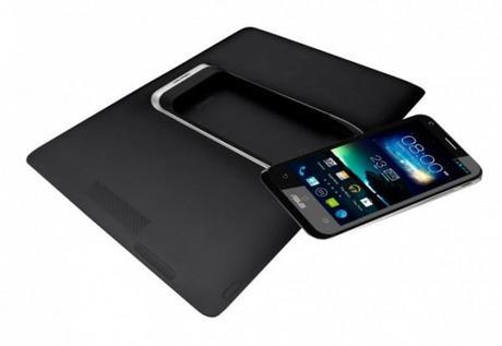 ASUS PadFone 2 600x414 Asus: aggiornamenti a Kitkat per PadFone 2, PadFone Infinity e New PadFone Infinity tablet padfone 2 padfone asus padfone infinity 2 ASUS PadFone 2 600x414 Asus: aggiornamenti a Kitkat per PadFone 2, PadFone Infinity e New PadFone Infinity tablet padfone 2 padfone asus padfone infinity 2