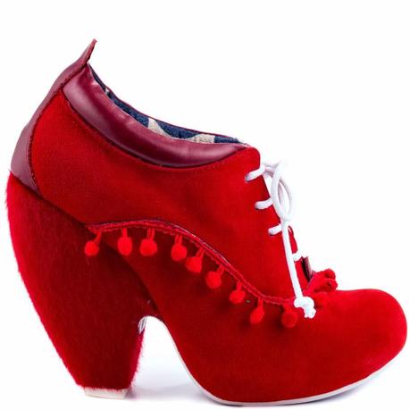 IRREGULAR CHOICE:DISTINGUERSI DALLA MASSA