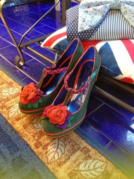 IRREGULAR CHOICE:DISTINGUERSI DALLA MASSA