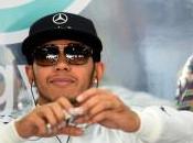 Bahrain: Hamilton altro incidente, soffre Rosberg?