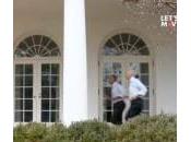 Barack Obama Biden “corrono” alla Casa Bianca Michelle (video)