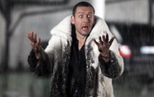 “Supercondriaco – Ridere fa bene alla salute”: torna Dany Boon con un lavoro autobiografico sull’ipocondria