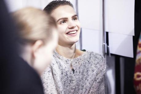 a ann-demeulemeester-rtw-fw2014-backstage-007_115502107948_jpg_carousel_parties