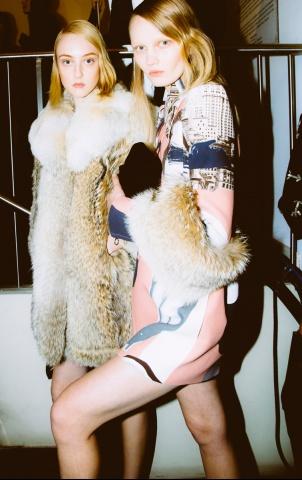 a carven-rtw-fw2014-backstage-009_121839223501_jpg_carousel_parties