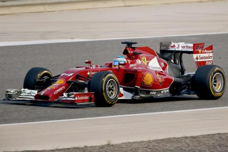 Test Bahrein: Ferrari F14 T con il monkey seat al posteriore