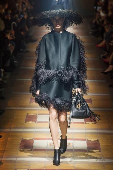 AMERICAN HORROR STORY ispira LANVIN