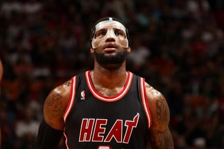 Miami Heat small forward LeBron James clear mask - Copyright Twitter Espn
