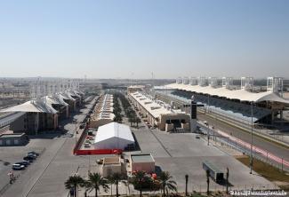 View of the Bahrain International Circuit and its paddock Report Pirelli: F1 Test 2014 Bahrain 2