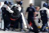 Williams F1 team - pit stop practice Report Pirelli: F1 Test 2014 Bahrain 2