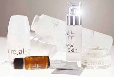 Dall'esperienza del Dermo-Chirurgo Dott. Pittoni nasce SurgicTouch, la linea di cosmeceutici professionali per la nostra bellezza e il nostro benessere